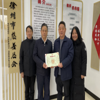 徐州方正會(huì)計(jì)師事務(wù)所向徐州市慈善總會(huì)捐助現(xiàn)金10萬(wàn)元